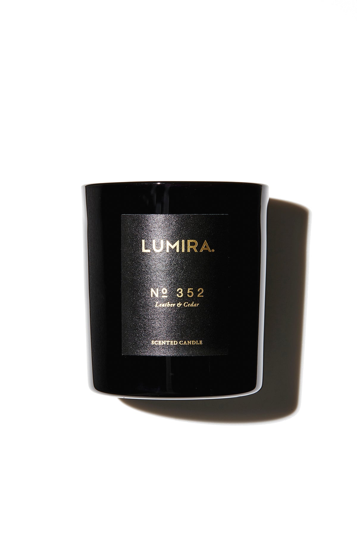 Lumira - No352 Leather & Cedar geurkaars 300gr - Skinandcare